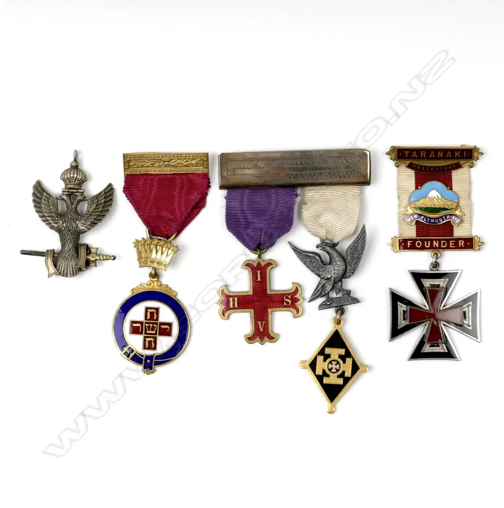 Five various Masonic medals Image 1++