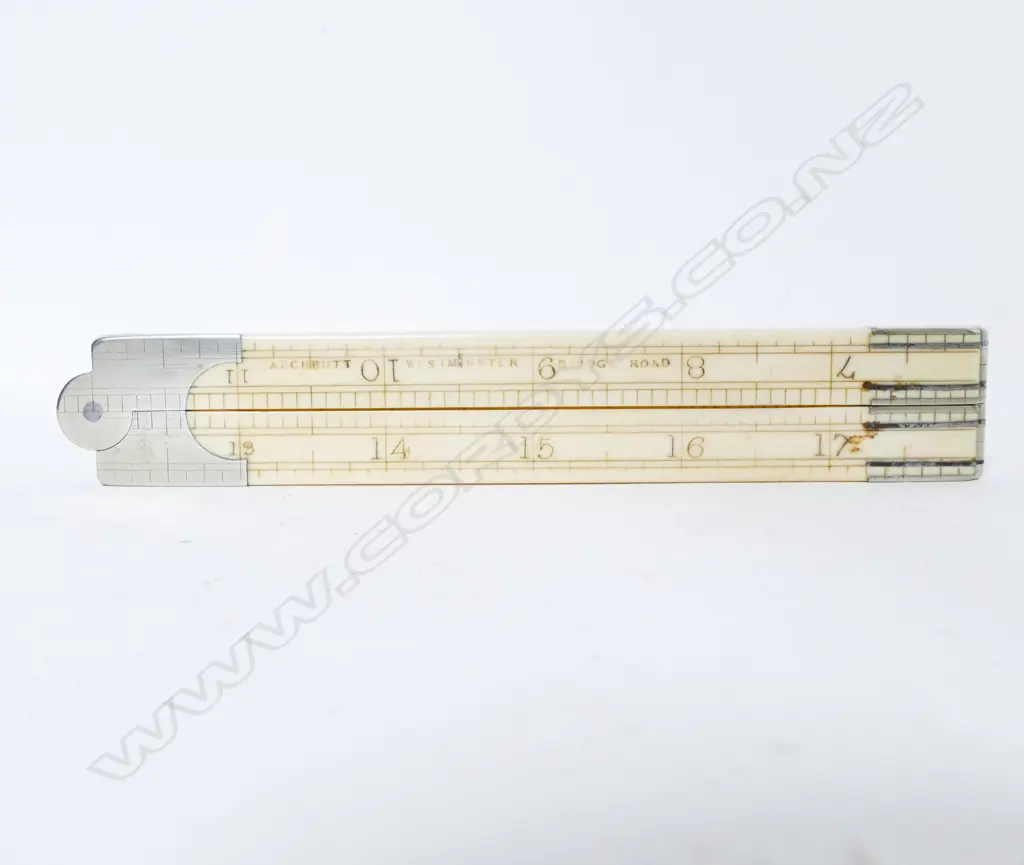 An Archbutt four-fold architect's 24" scale rule Image 1++