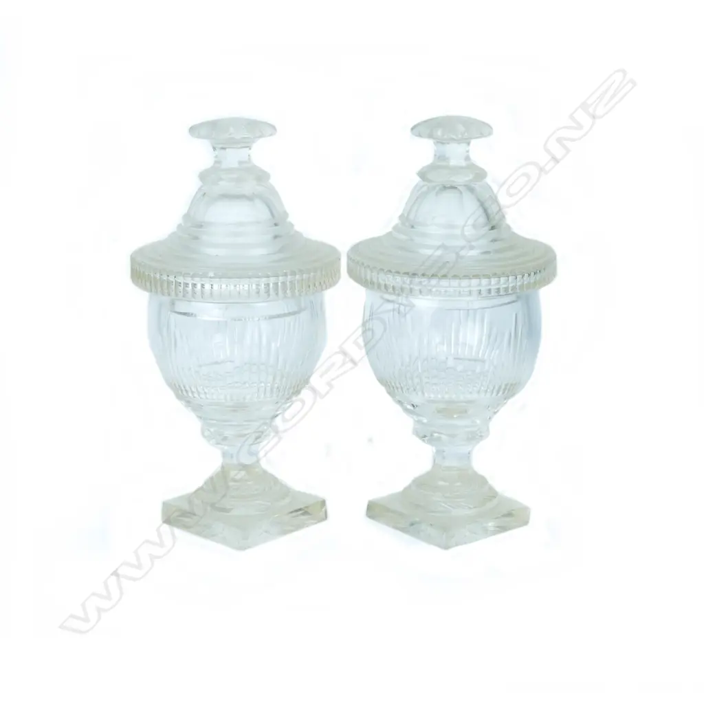 A pair of Georgian cut crystal lidded sweetmeat containers Image 1++