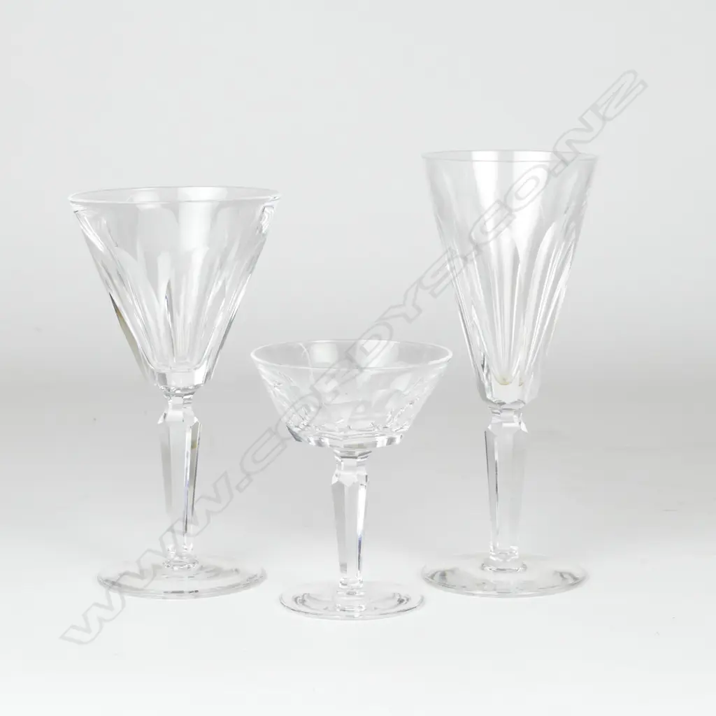 Sixteen Waterford 'Sheila' crystal glasses Image 1++