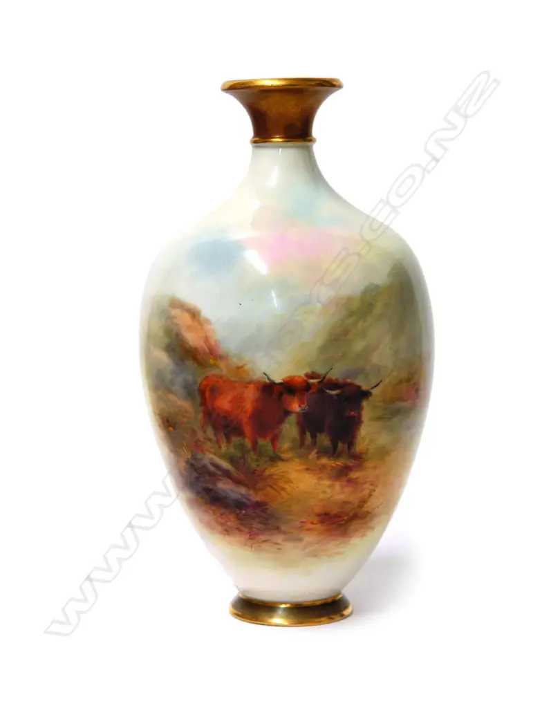 A 1911 Royal Worcester vase painted with Highland Cattle by Harry Stinton Image 1++