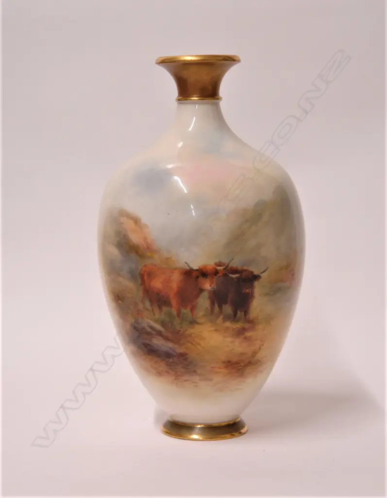 A 1911 Royal Worcester vase painted with Highland Cattle by Harry Stinton Image 1++