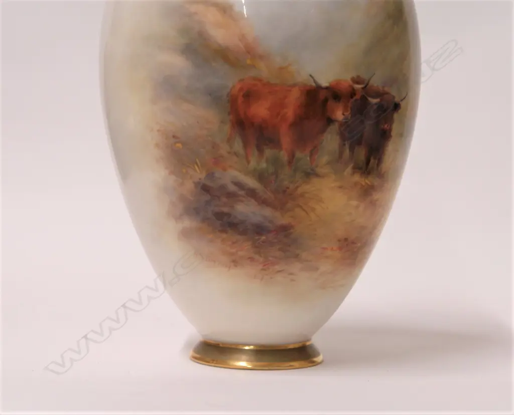 A 1911 Royal Worcester vase painted with Highland Cattle by Harry Stinton Image 1++