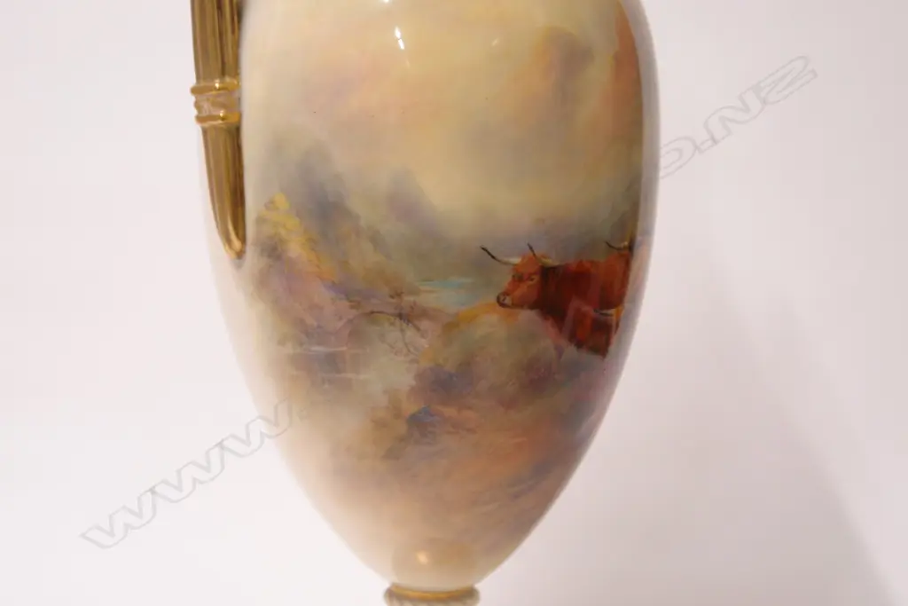 A 1920s Royal Worcester Highland Cattle painted lidded ewer vase signed J. (James) Stinton Image 1++