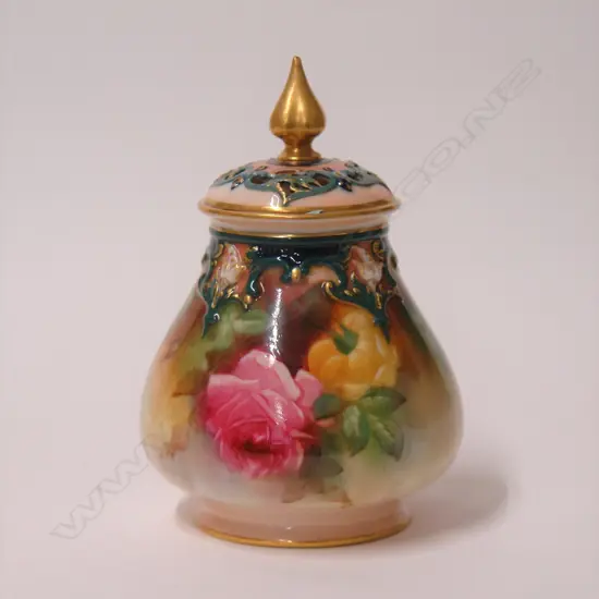 A 1910 Royal Worcester rose painted potpourri