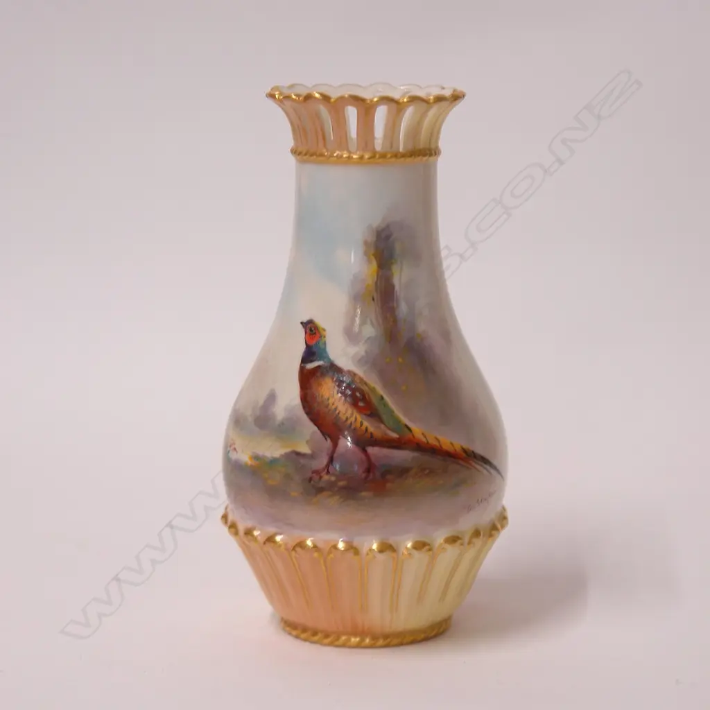 An Edwardian Royal Worcester hand painted Pheasant vase by James Stinton Image 1++