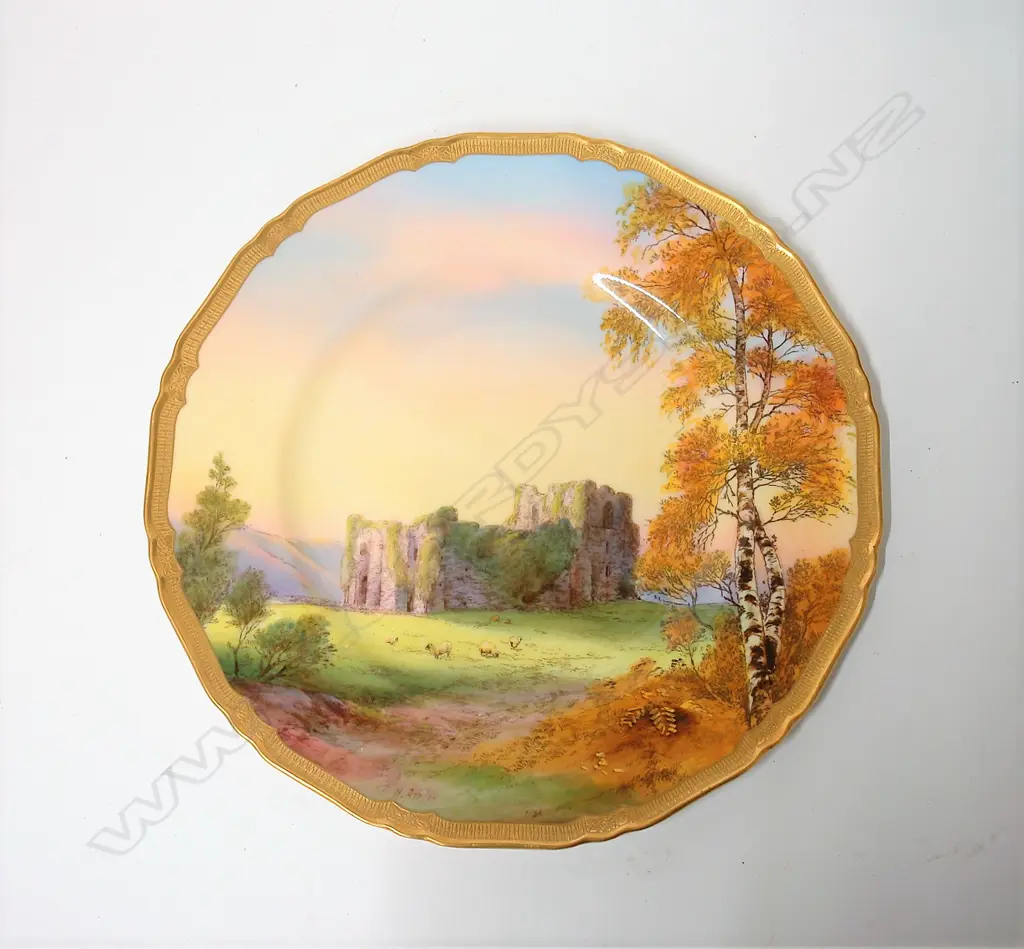 Royal Worcester plate 'Oystermouth Castle' Image 1++