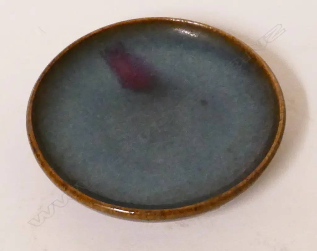 A small Chinese Jun glazed dish Image 1++