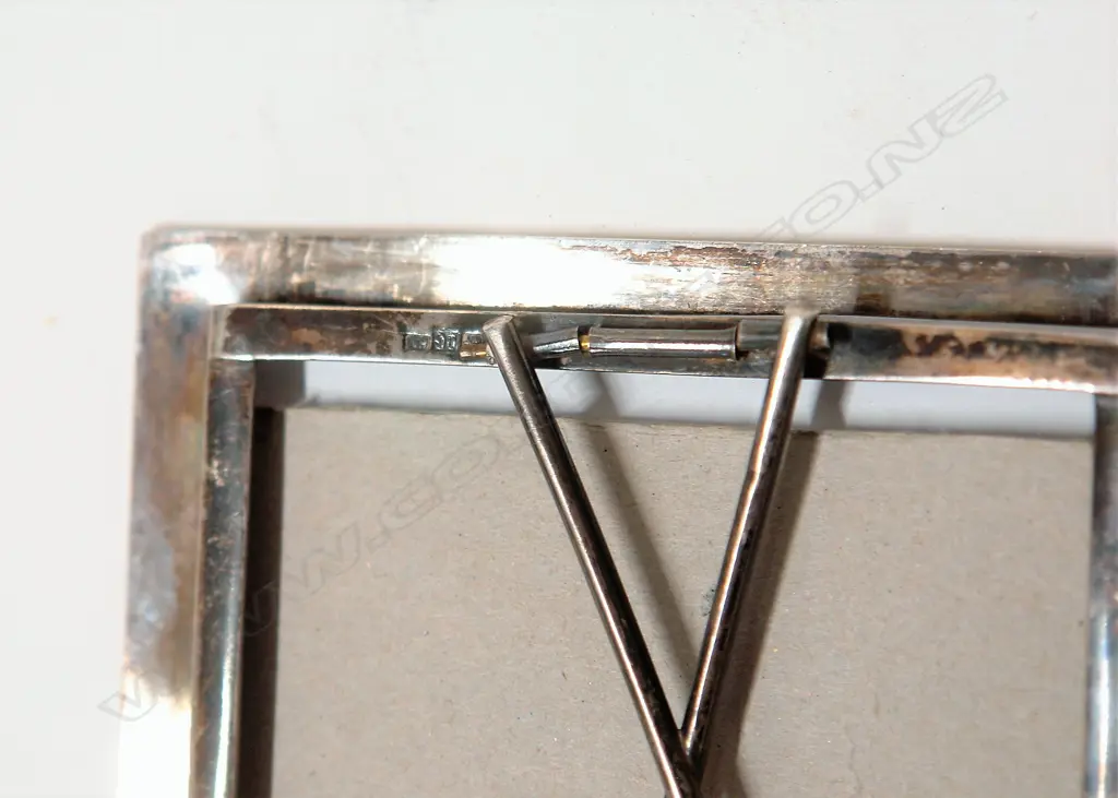 A c.1900 Chinese silver Wang Hing & Co. photo frame Image 1++