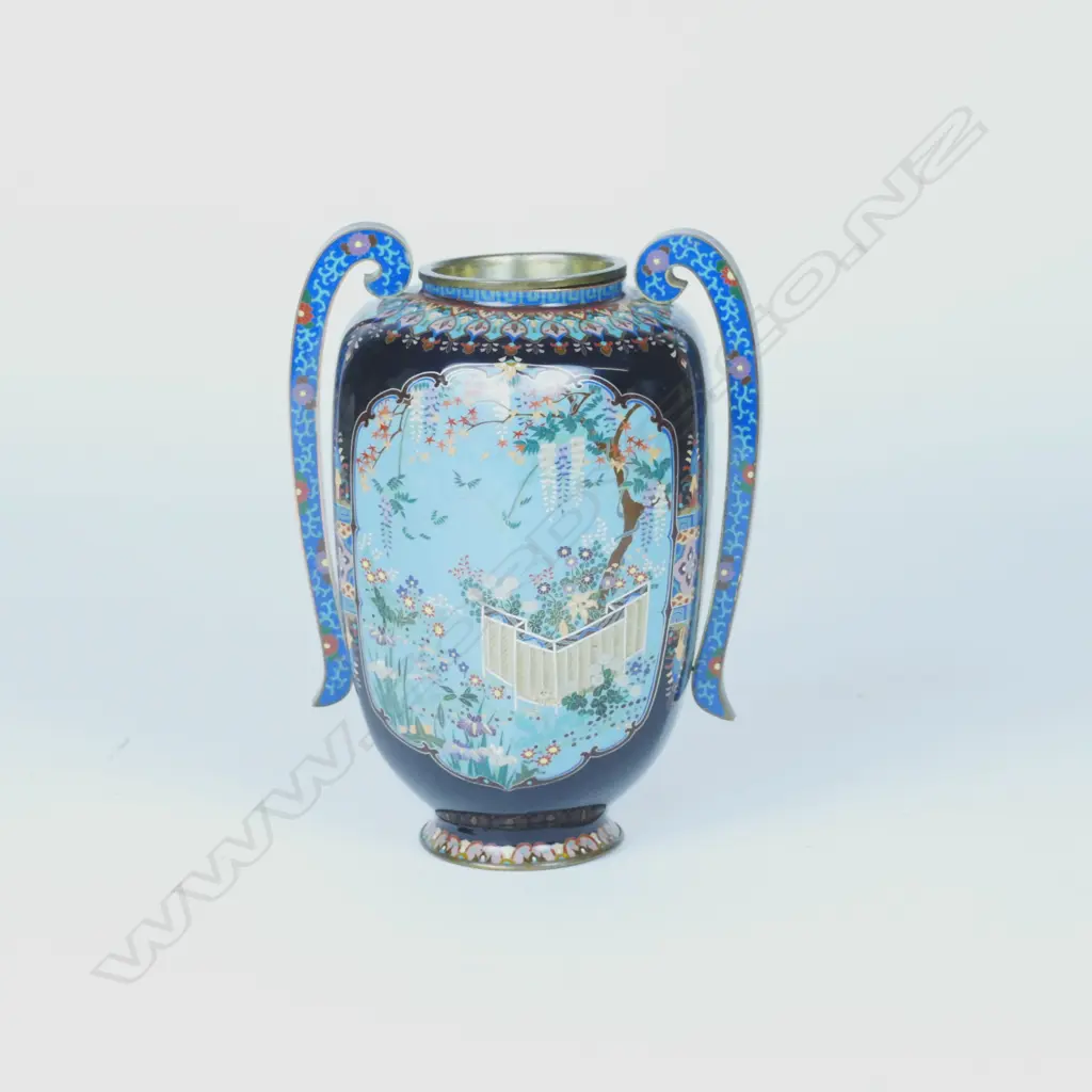 A Japanese cloisonné vase in the manner of Hayashi Kodenji Image 1++