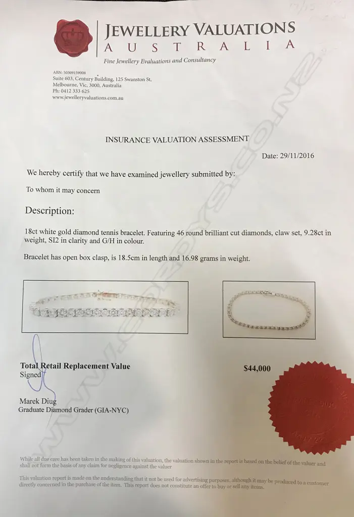 A good 18ct. white gold and 9.28ct diamond tennis bracelet Image 1++