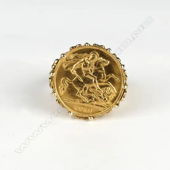 A half sovereign ring