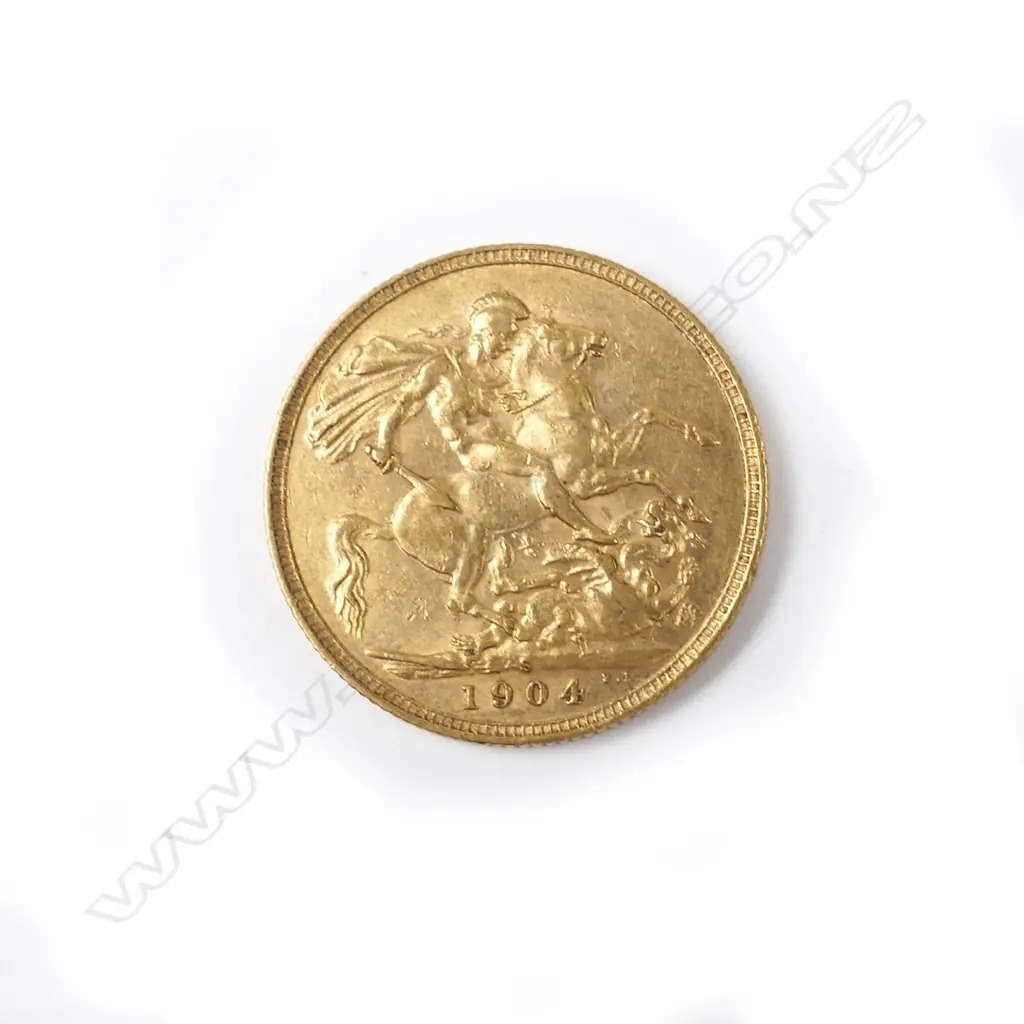 A 1904 gold full sovereign Image 1++