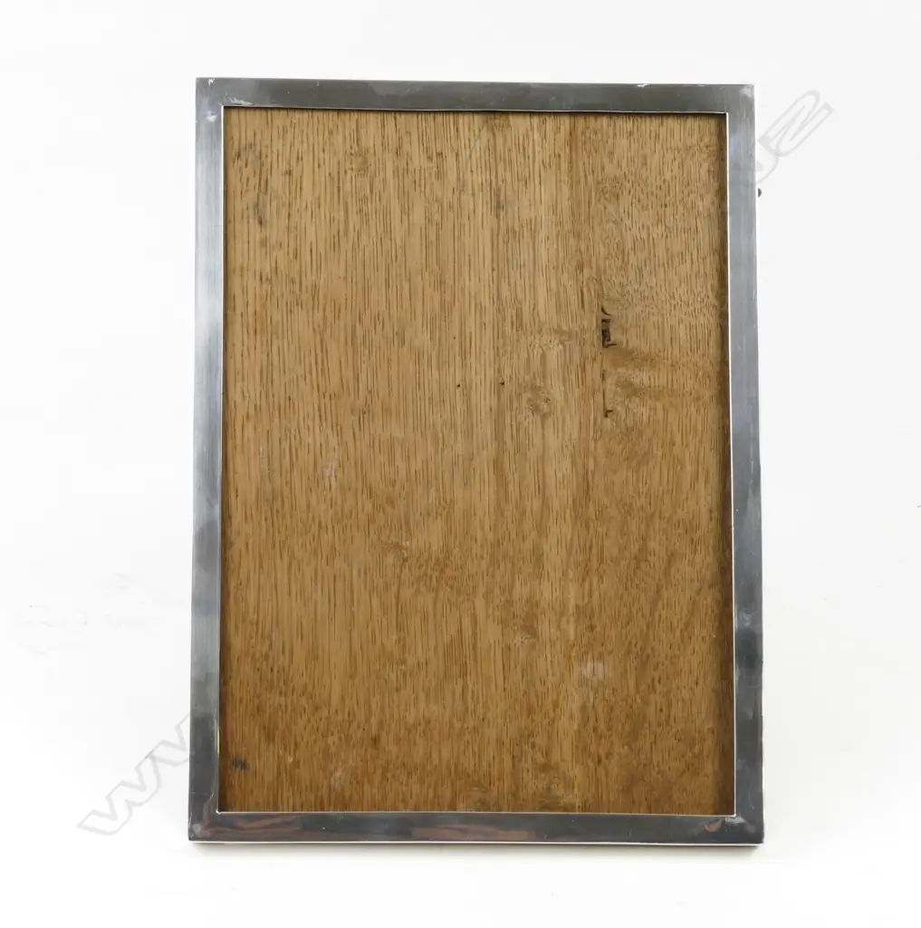 An early 1900s sterling silver frame Image 1++