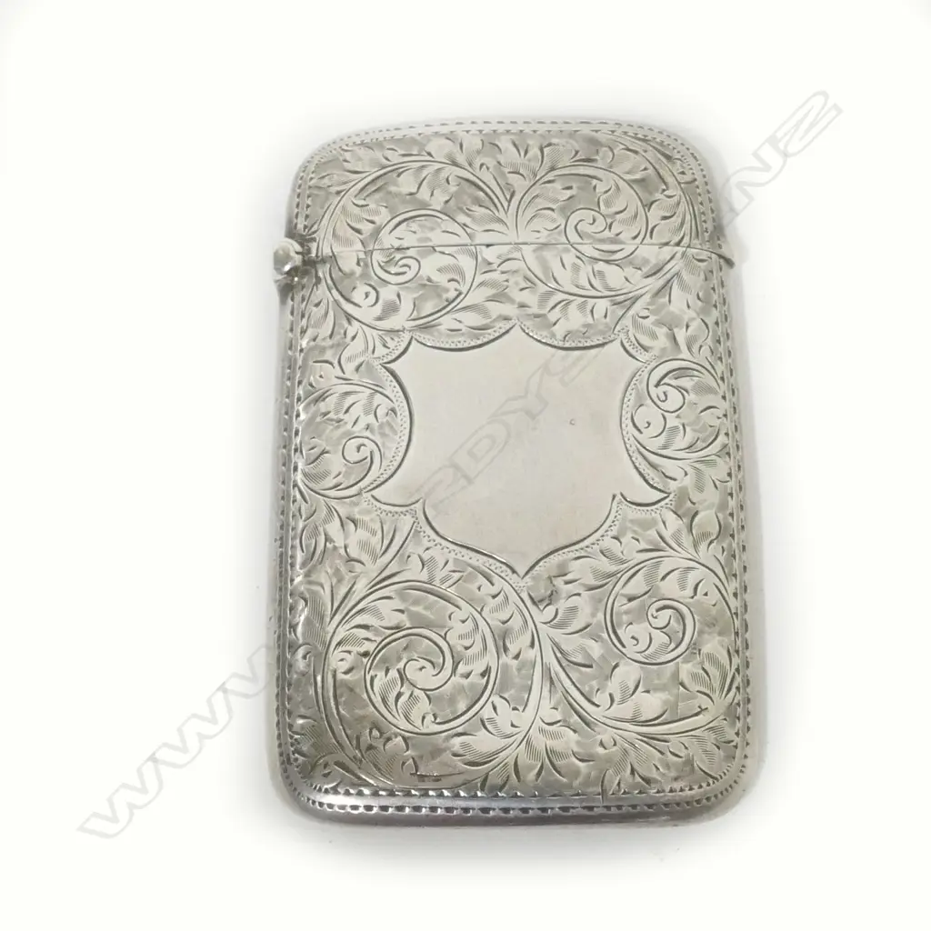 An Edwardian silver card case Image 1++