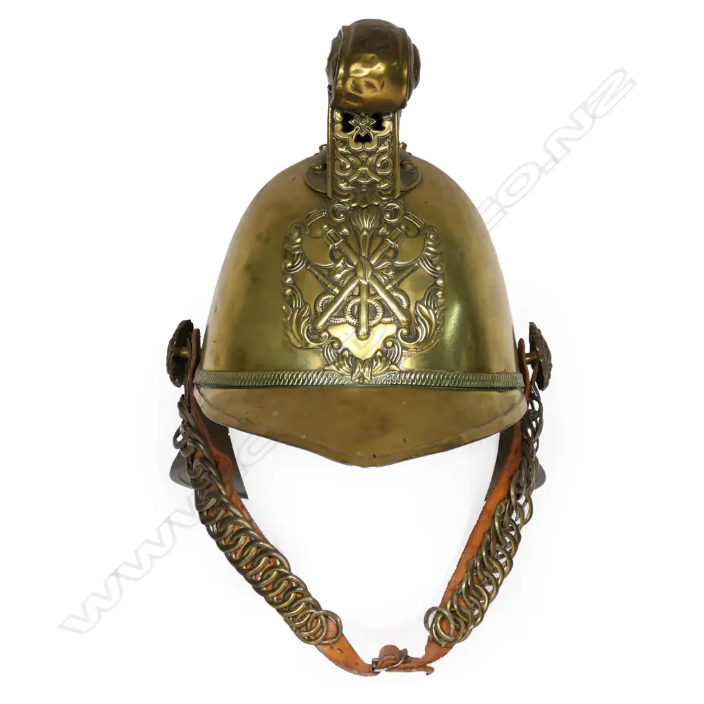 A Victorian brass fireman's helmet, Image 1++