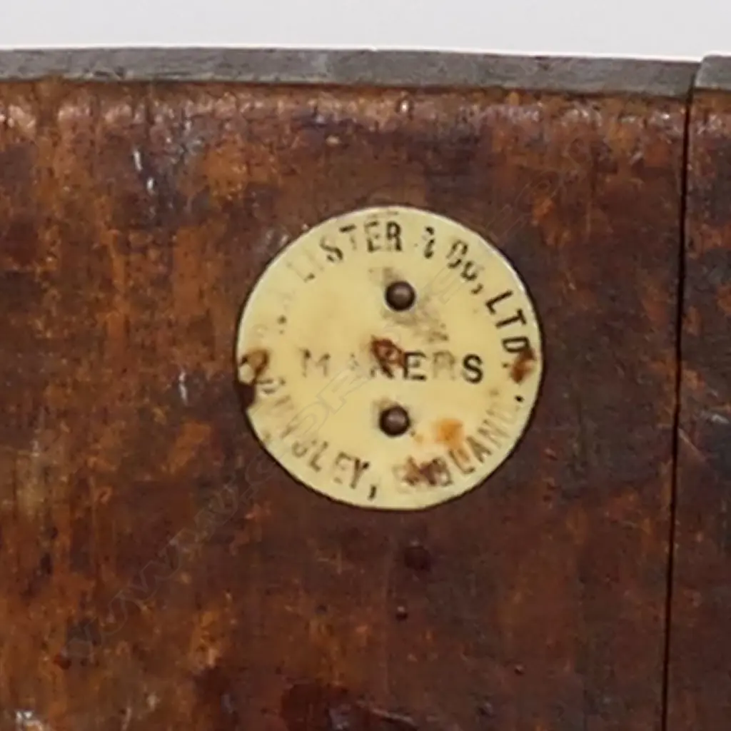 A vintage oak and brass bound barrel, Image 1++