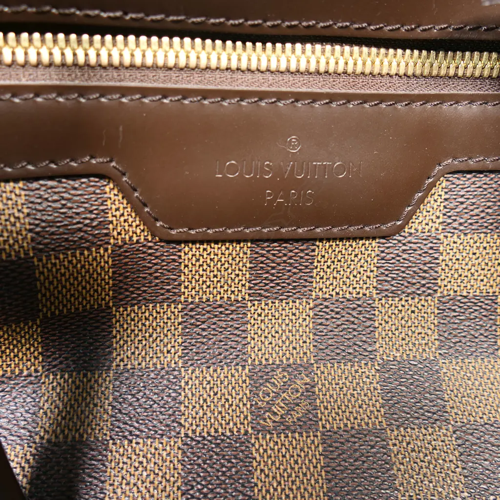 A Louis Vuitton Damier Ebene Eole 50 wheeled duffle bag, Image 1++