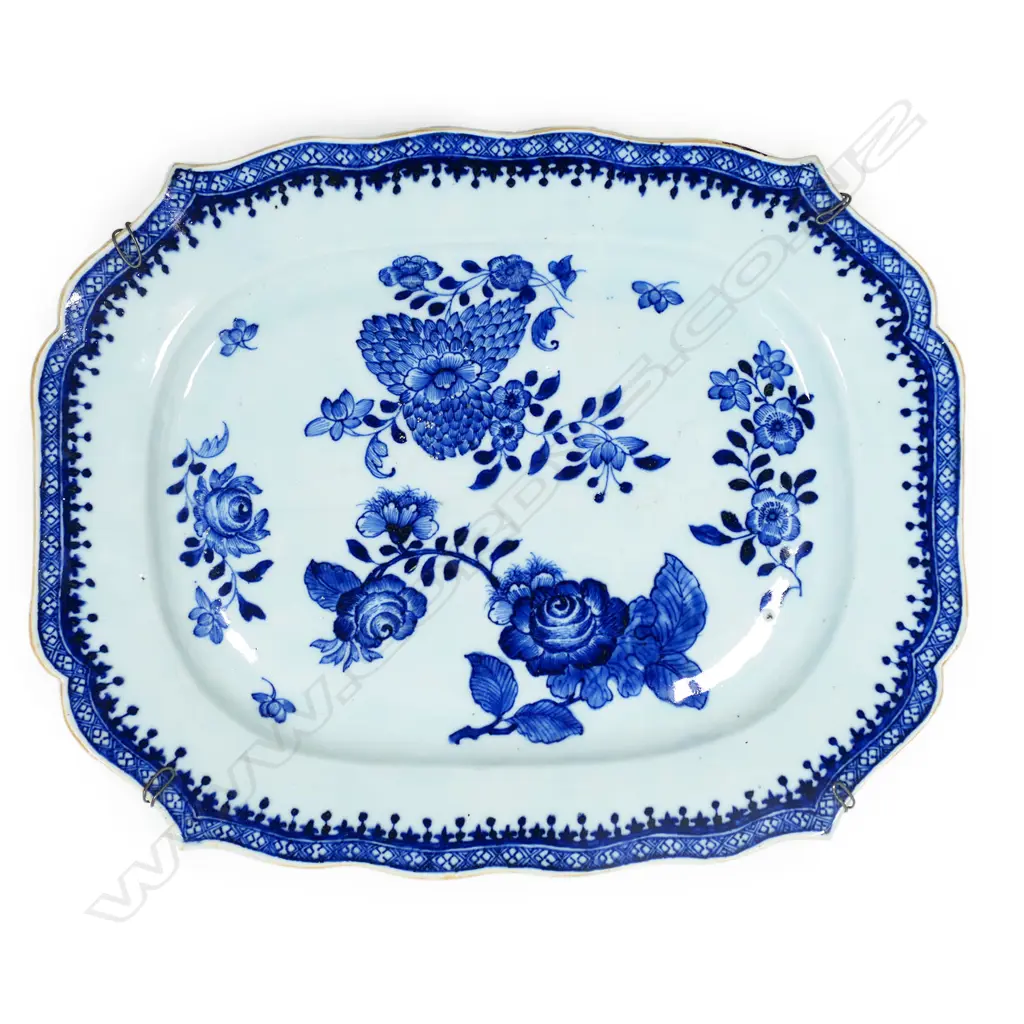 An 18th/19thC Chinese export blue and white ashette, Image 1++
