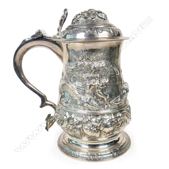 A late George II silver tankard,