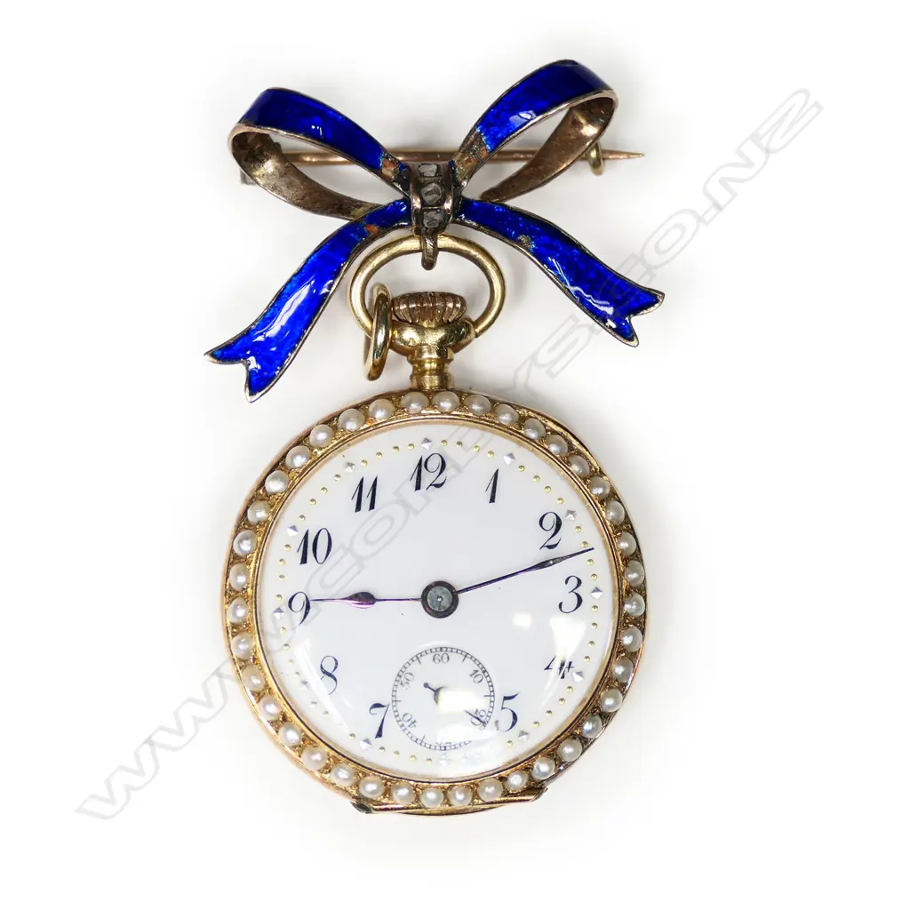 A c.1900 18ct yellow gold and blue enamel ladies fob watch on bow, Image 1++