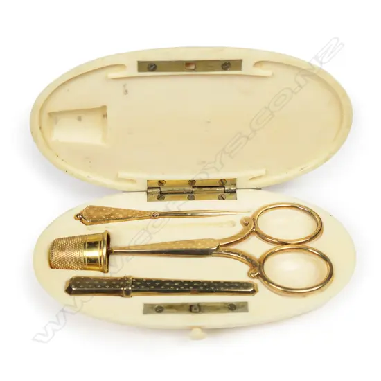 A 19thC French ivory etui,