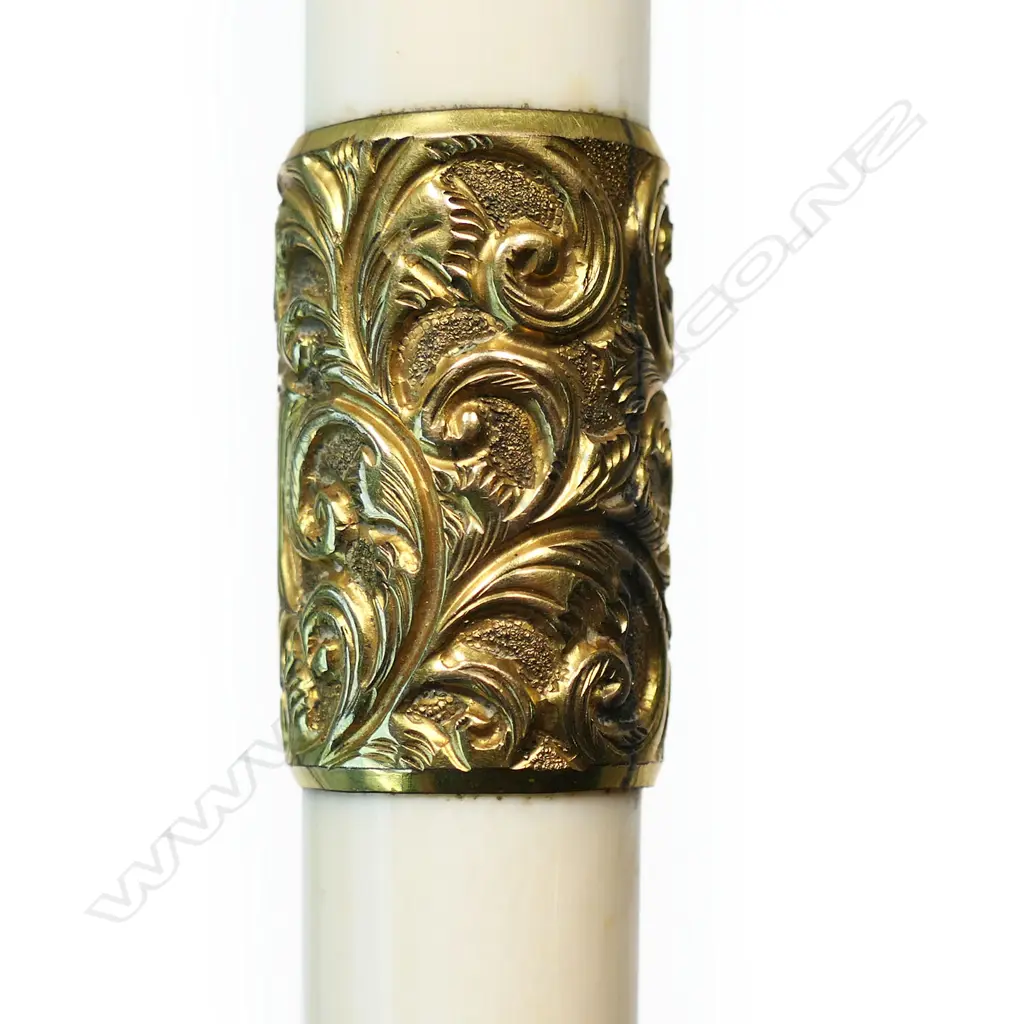 A Victorian ivory conductors baton, Image 1++