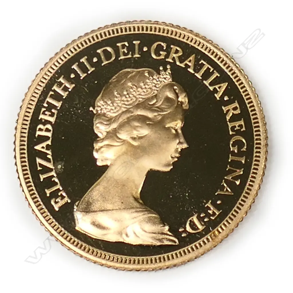 An Elizabeth II full gold sovereign, Image 1++