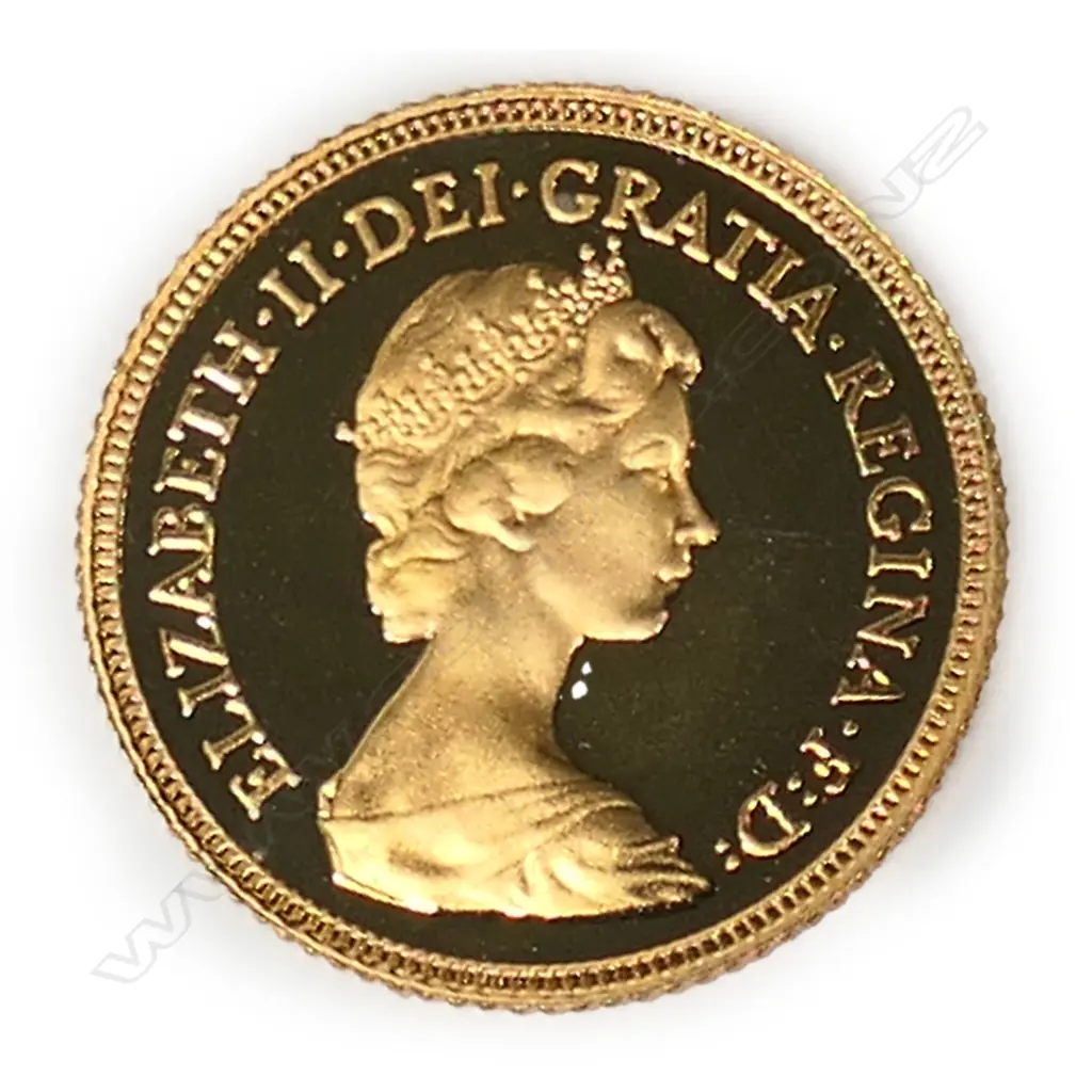 An Elizabeth II gold half sovereign, Image 1++