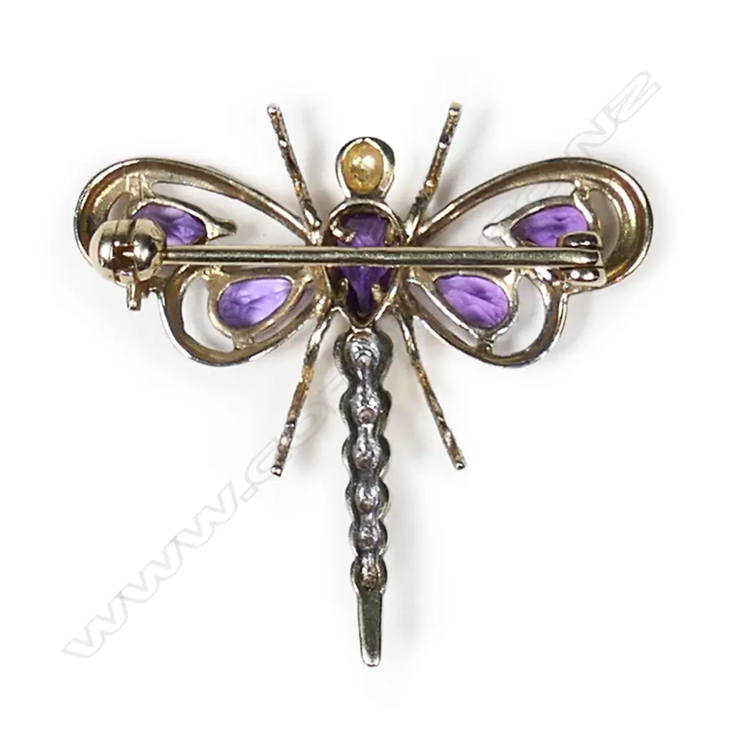 A 9ct yellow gold, amethyst and diamond dragonfly brooch, Image 1++