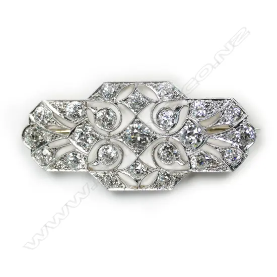 An Edwardian Belle Epoque platinum and diamond brooch,