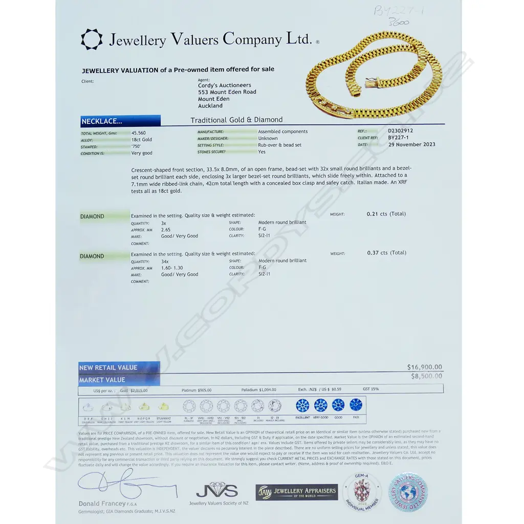 An 18ct yellow gold and diamond necklace, Image 1++