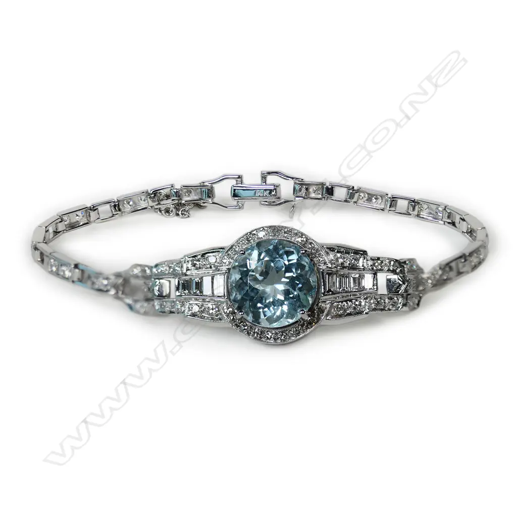 A 14ct white gold aquamarine and diamond Art Deco bracelet, Image 1++
