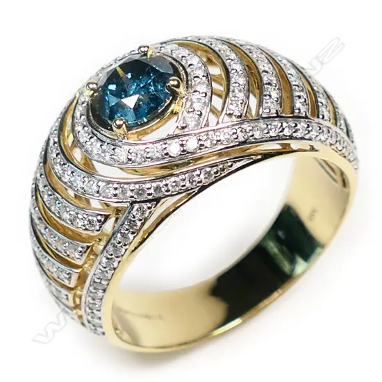 A 14ct gold diamond cluster ring,