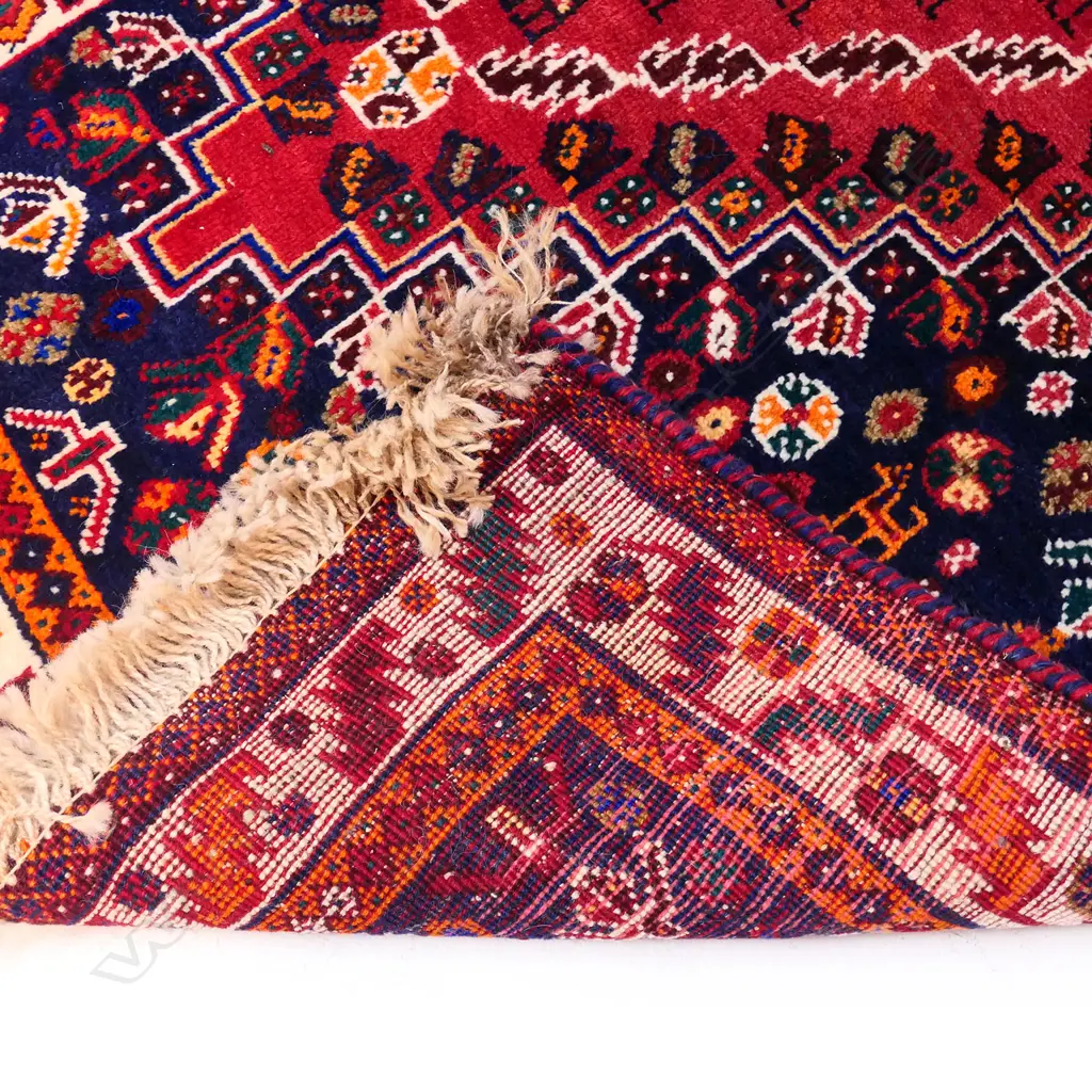 A Persian Shiraz all wool rug, Image 1++