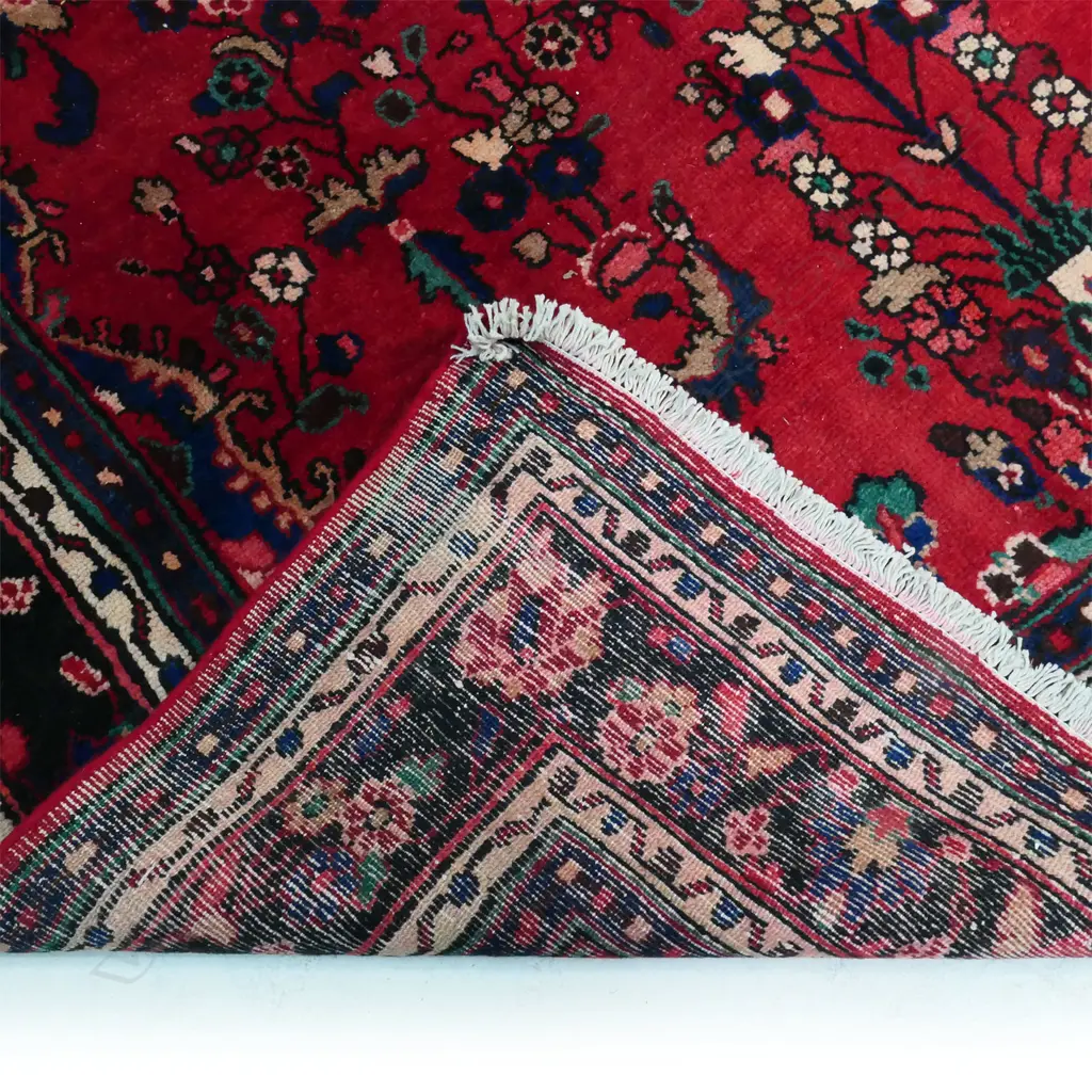 A hand-knotted wool pile Hamadan rug, Image 1++
