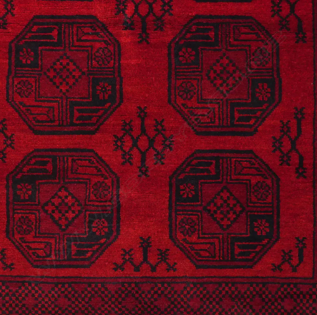 A hand knotted Turkman 'elephant's foot' carpet, Image 1++