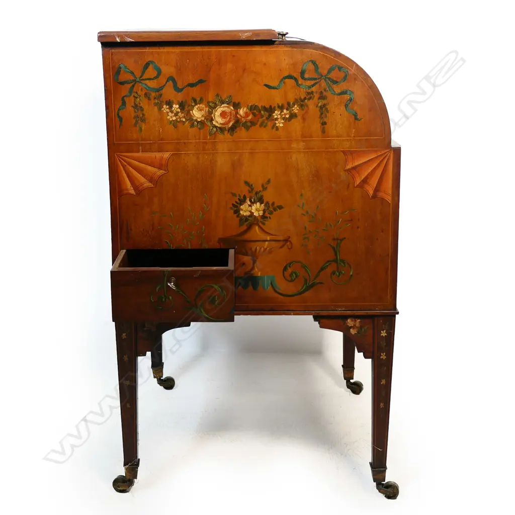 An Edwardian ladies cylinder writing desk, Image 1++
