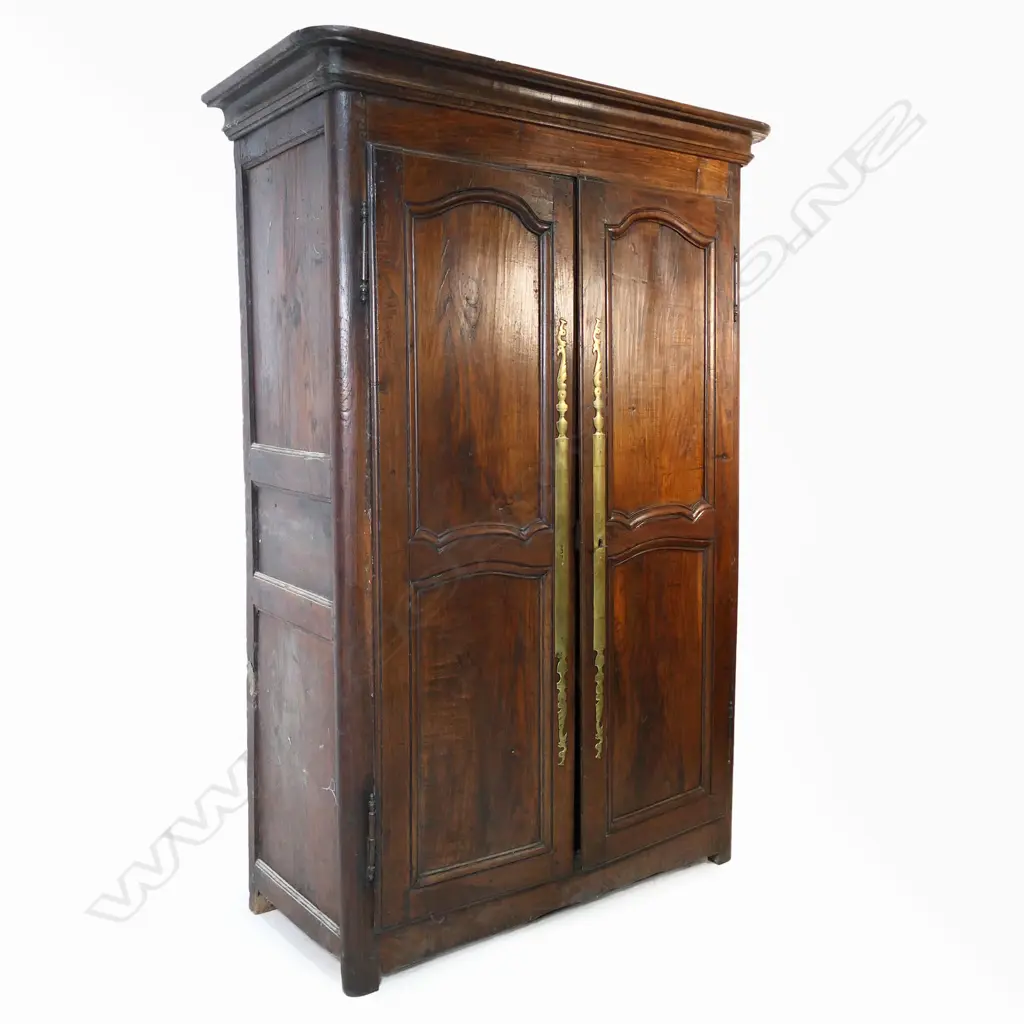A 19thC French oak armoire, Image 1++