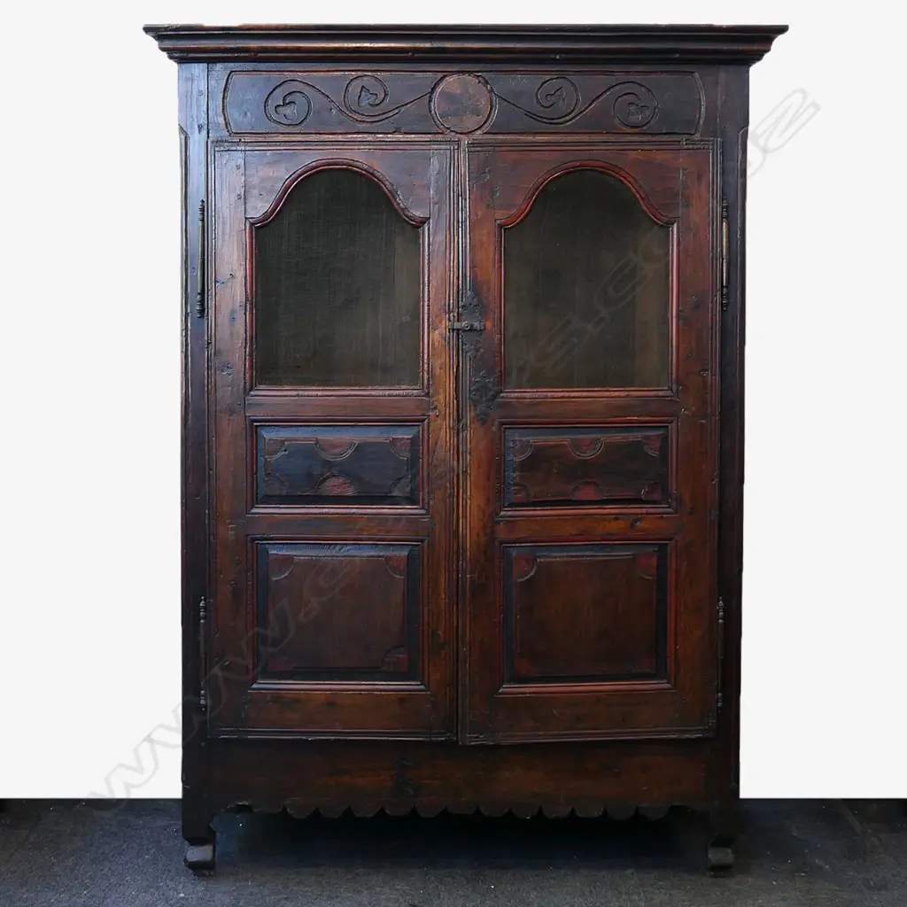 An early 19thC French armoire, Image 1++