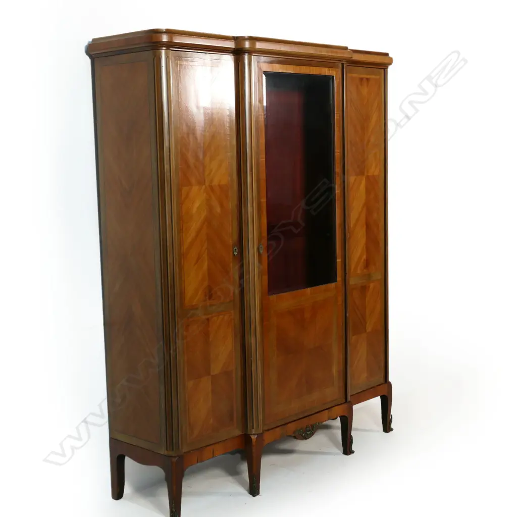 A c.1900 French three door breakfront glazed display bookcase, Image 1++