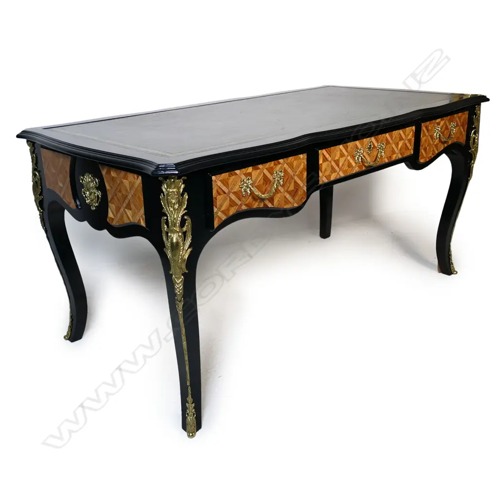 A Louis XVI style bureau plat, Image 1++