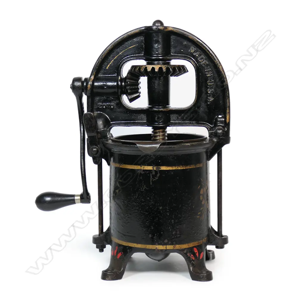 A 19thC Enterprise MFG Co. USA heavy duty fruit or lard press, Image 1++