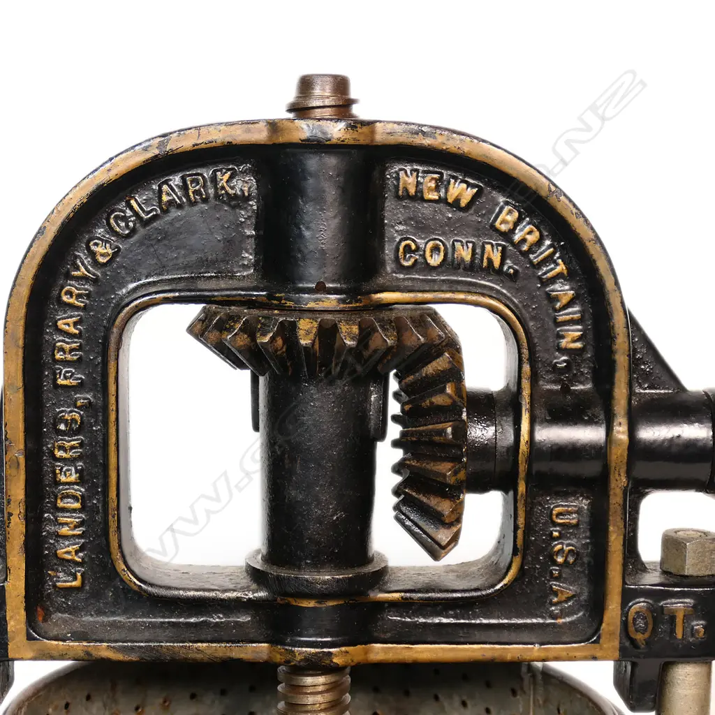 A c.1870s Frary & Clark Landers USA universal fruit press, Image 1++