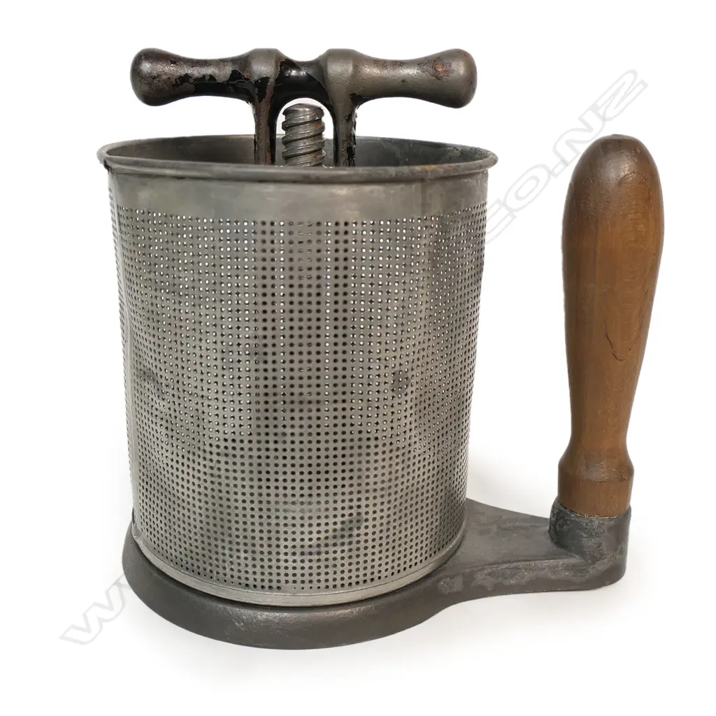 An 1873 cast iron press, Image 1++