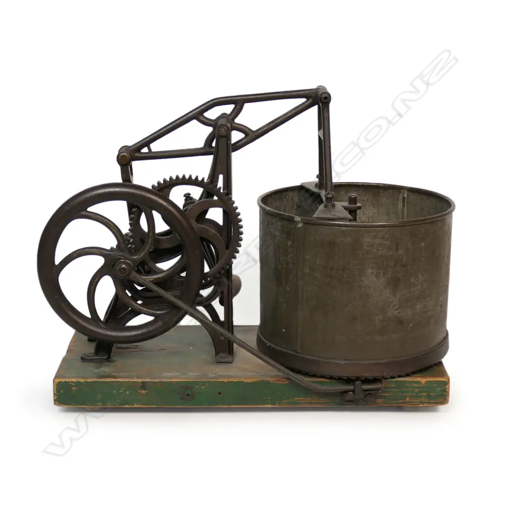 A c.1865 Standard Starrett American meat chopper, Image 1++