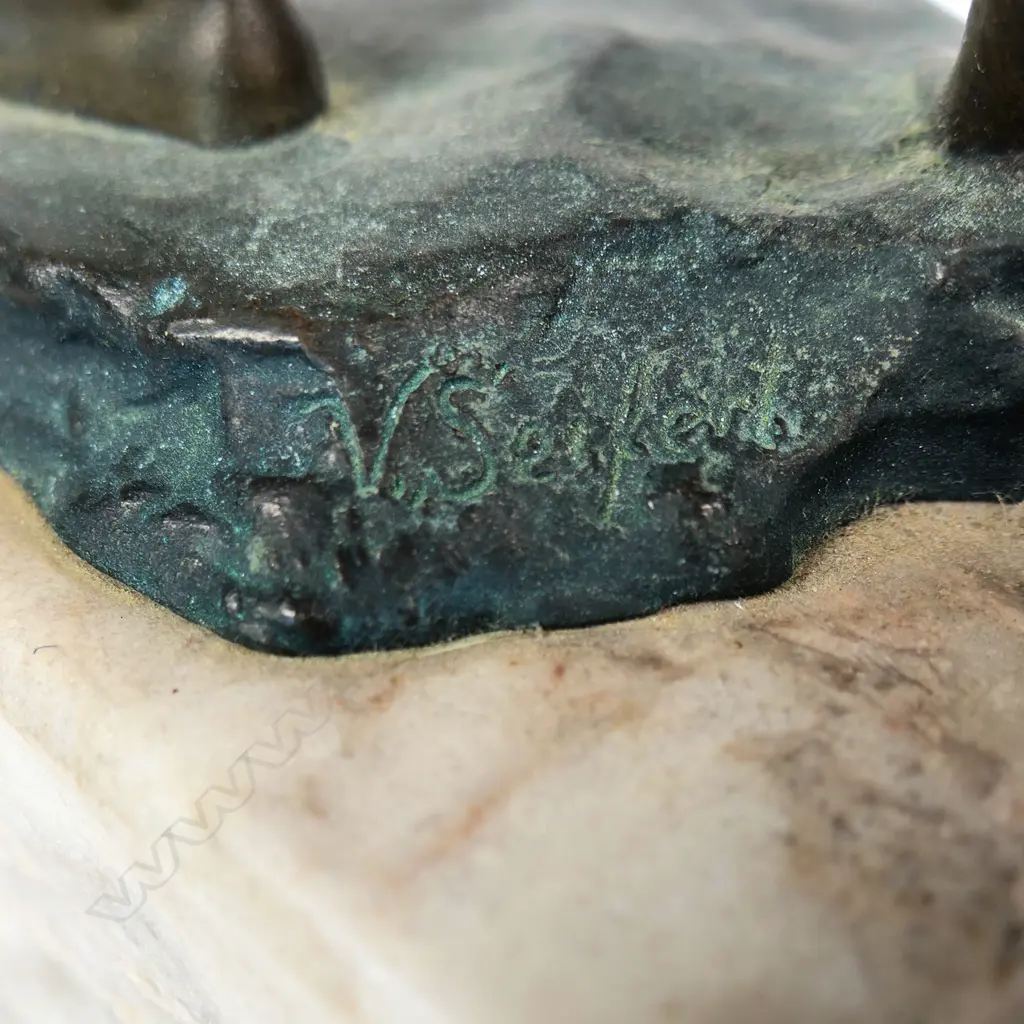 An early 1900s bronze figurine, Image 1++