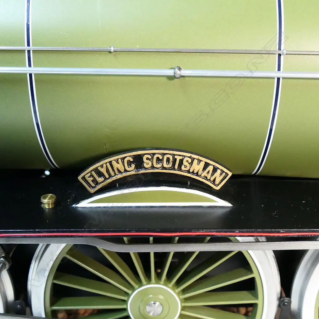 A large-scale model of The Flying Scotsman steam train by John Borrows, Image 1++