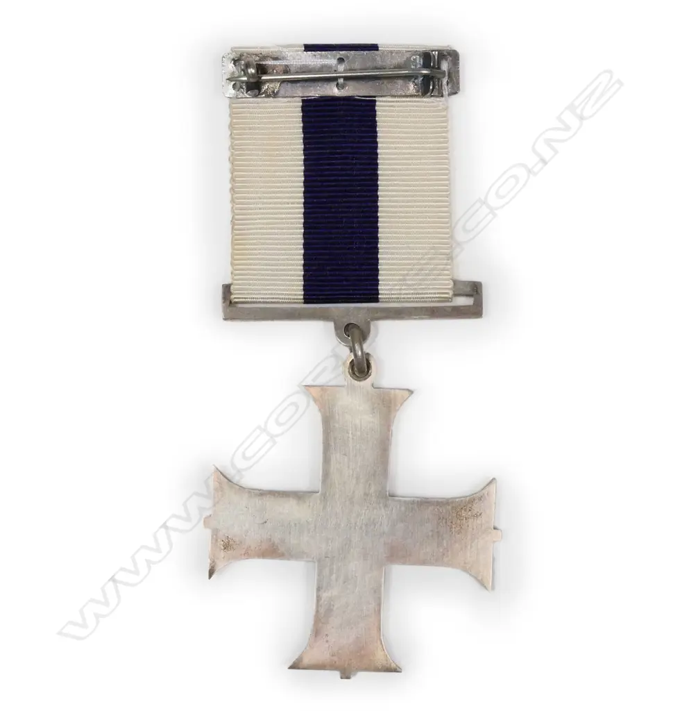 A boxed Military Cross, Image 1++