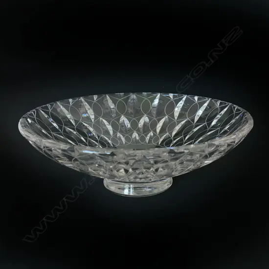 A Clyne Farquharson flared glass bowl for Walsh,